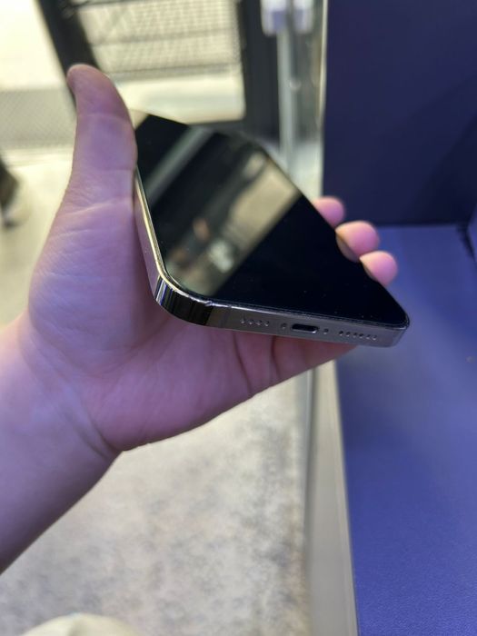 Срочно продам айфон 12 про макс 256гб