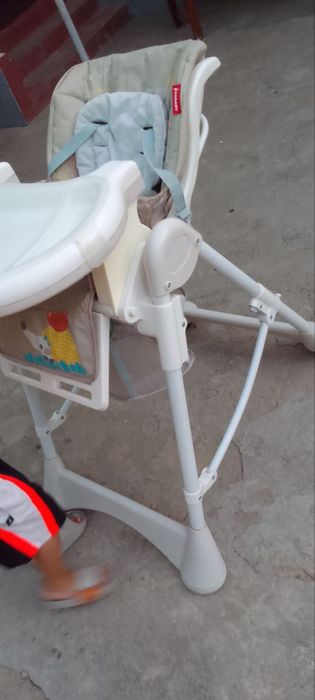 Bolalar stuli sotiladi