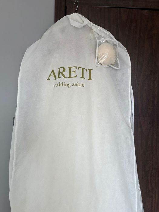 Приказна Булченска рокля Areti Demetrios , отлично състояние.