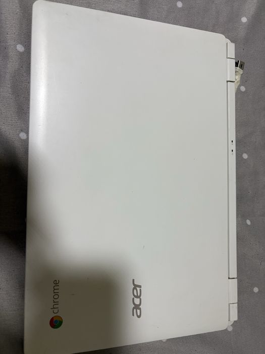 Laptop Acer - alb