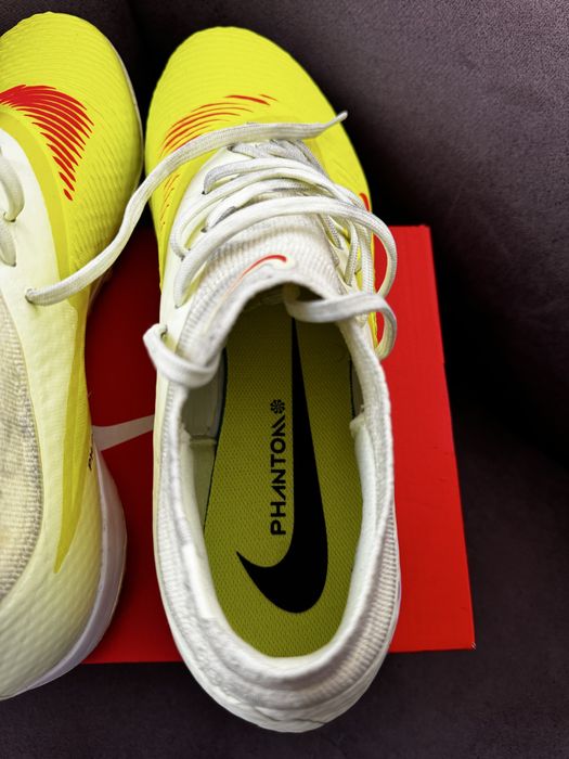 42.5 - Nike Phantom 6 Academy TF High футболни стоножки найк mercurial