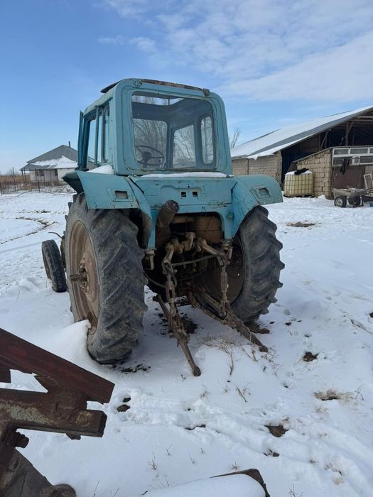 Мтз 80 трактор..
