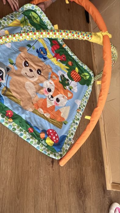 Продаю детский игровой коврик chicco 76x76