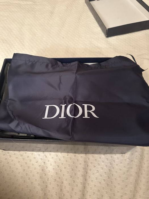 Dior B22 - 44 Neutilizati
