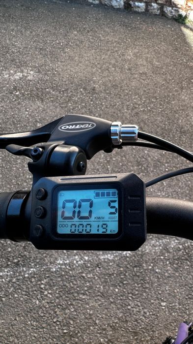 De vanzare bicicleta electrica