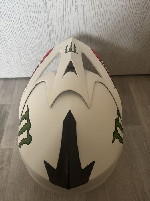 Кросова каска за мотор Monster чисто нова!S/M