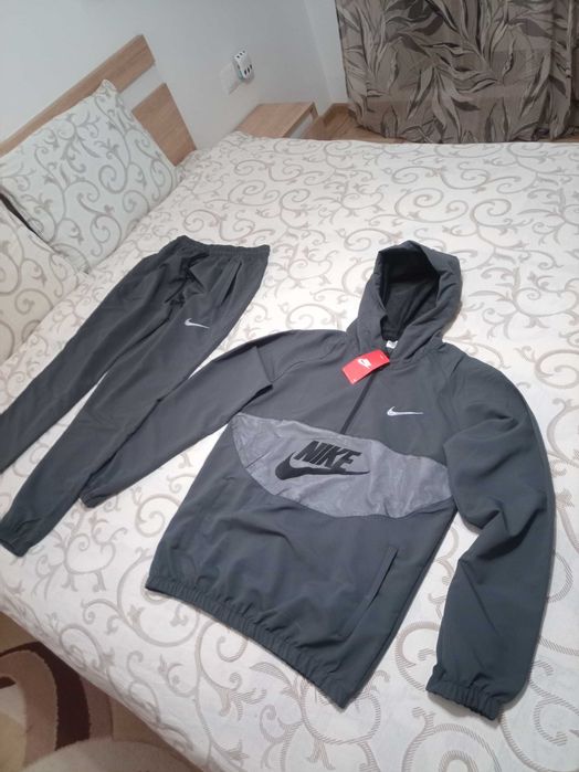 Нов екип комплект Найк Nike размер Л L