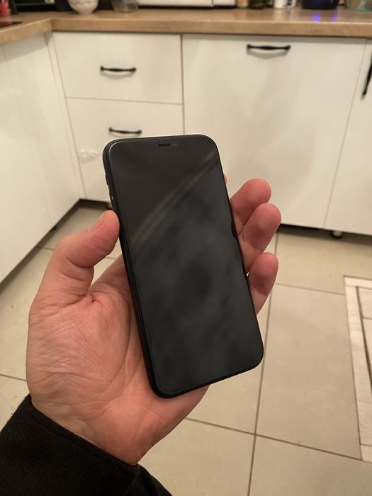 Iphone xr 64gb 79% аккум