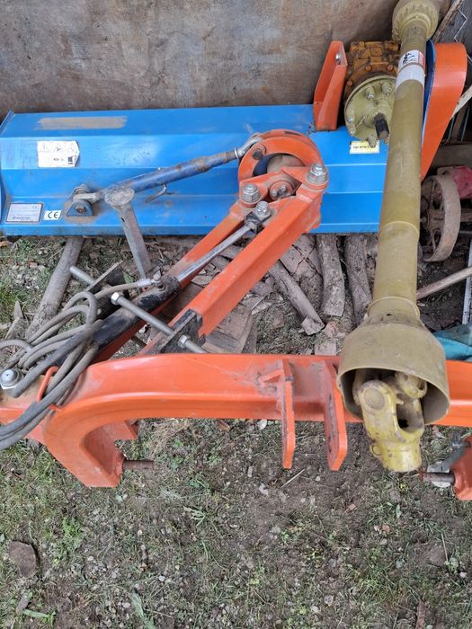 Vând tocător vegetale Breckner, 1.45 m cu masă înclinație hidraulica