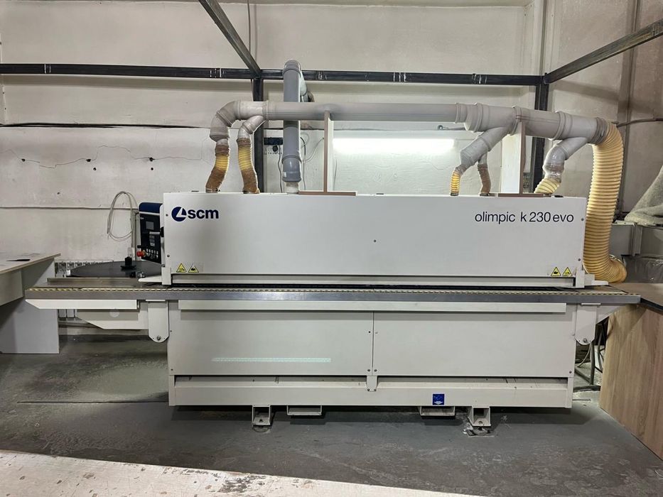 Кромкооблицовочный станок scm