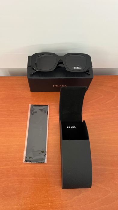 Prada слънчеви очила
