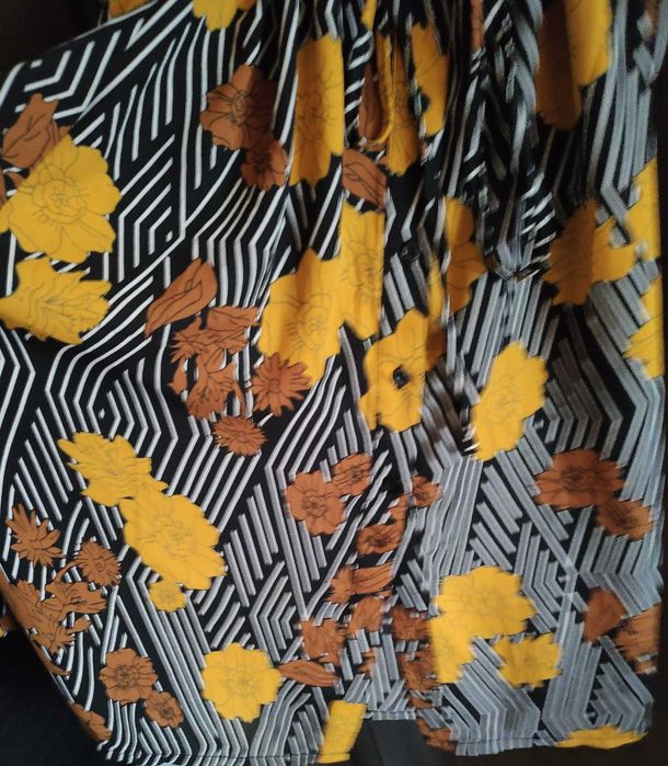 дълга цветна рокля