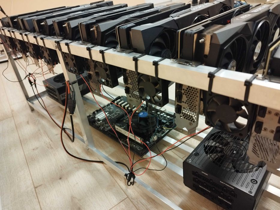 Mining Rig/Крипто Копачка