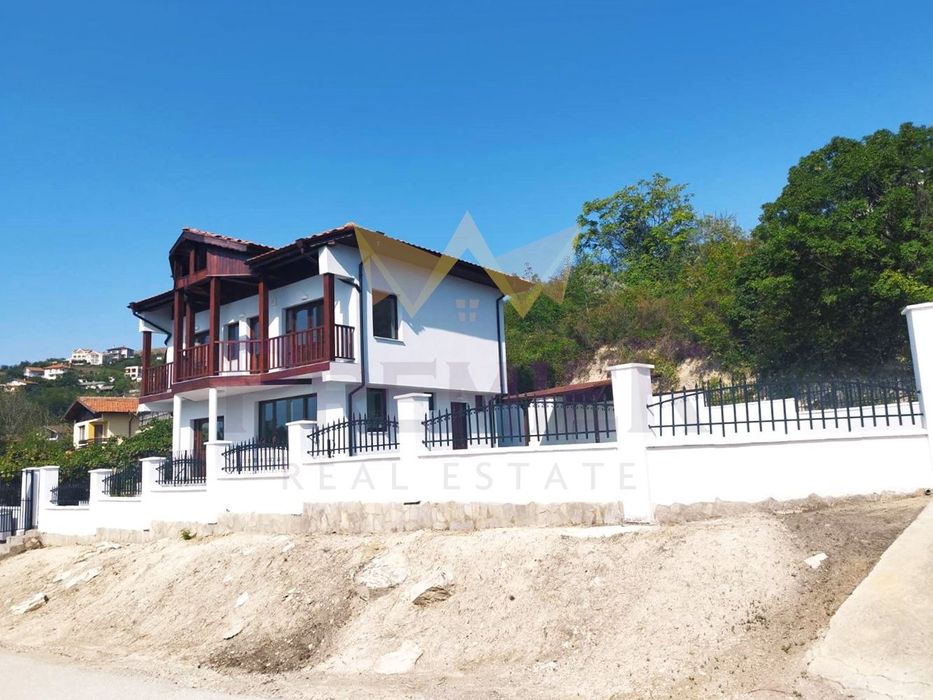 Продава се Къща в Балчик - 160 кв.м за 1650 €/кв.м - Снимка #1