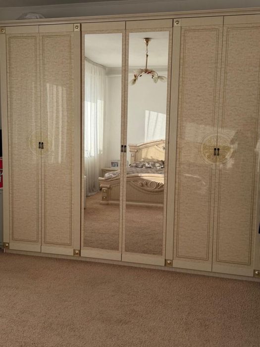 Спальный гарнитур