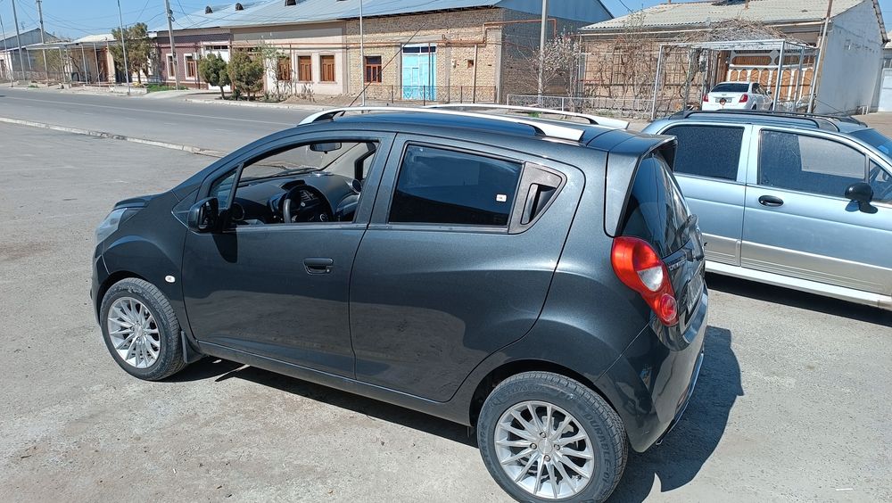 Спарк автомат сотилади