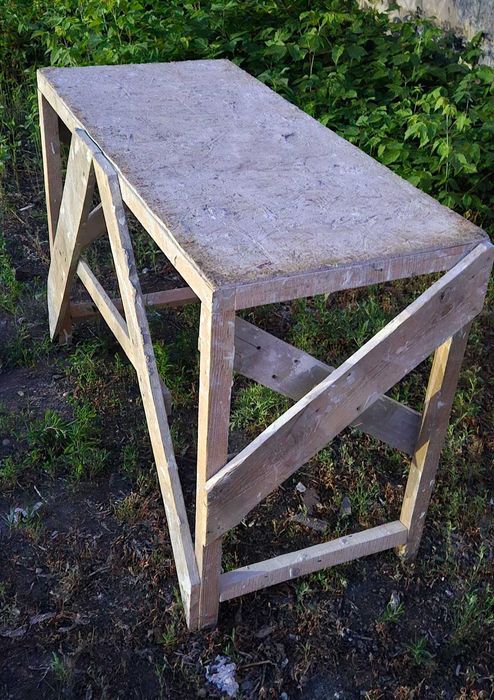 Козлы строительные (леса).  Район 1000 мелочей.