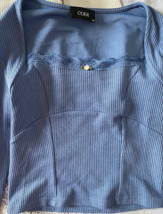 Set 2 bluze Cider cu trandafirasi