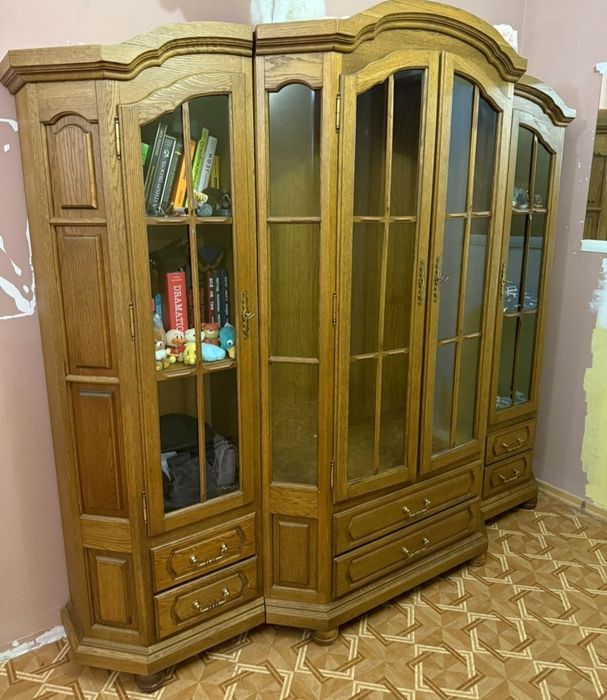Продам сервант- буфет- шкаф разборный