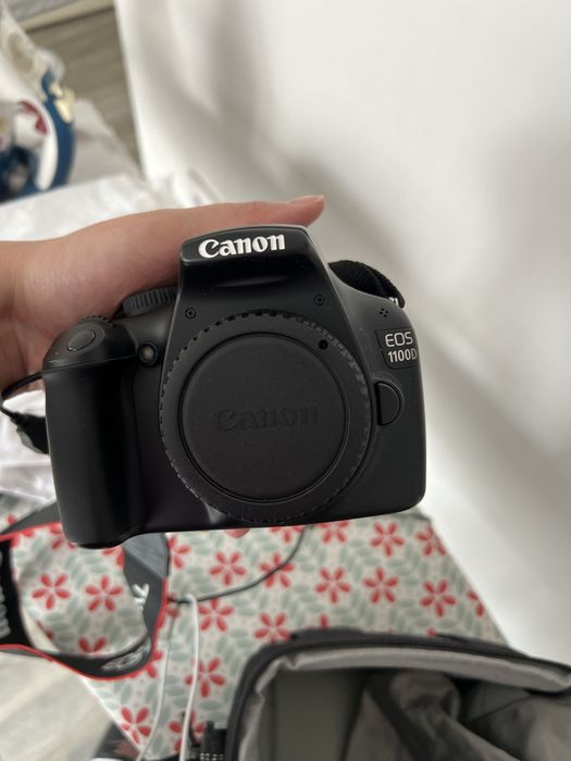Продам фотоаппарат Canon EOS1100D