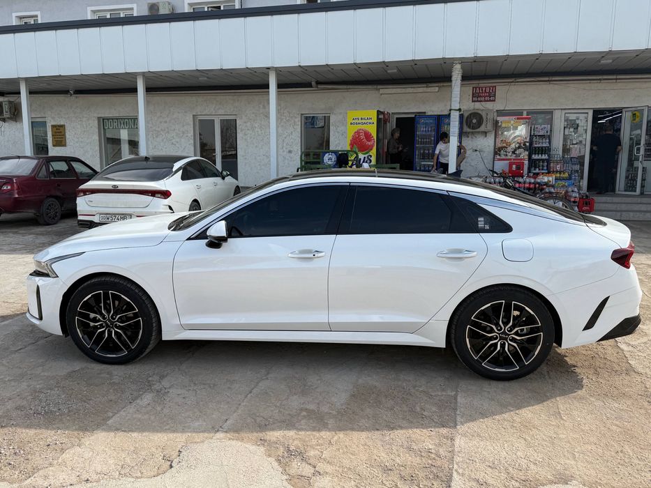 Kia k 5  Full pazitsiyasi 2024