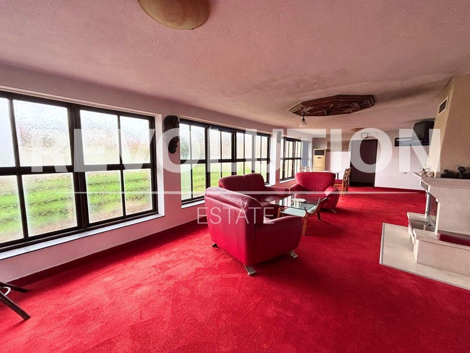 Къща  в гр.Варна, м-т Евксиноград!