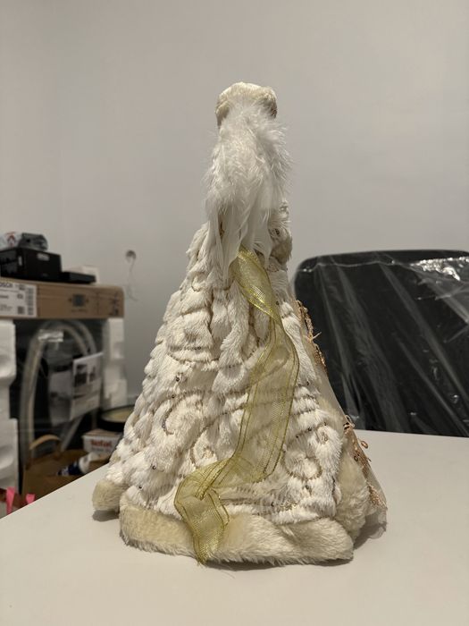 Varf brad inger alb auriu