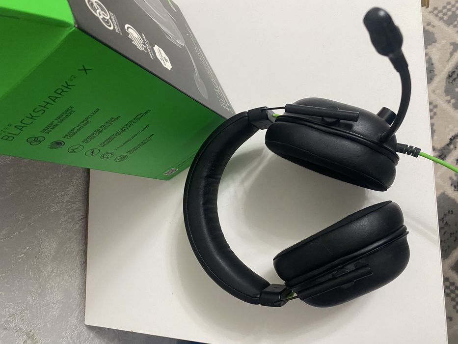 наушники Razer BlackShark V2 x