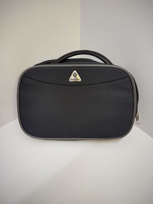 Продавам нова неизползвана козметична чанта - Samsonite