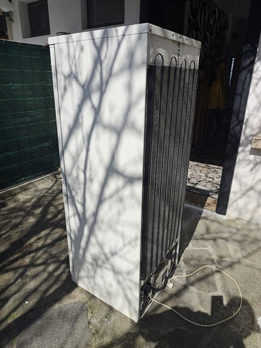 хладилник с фризер