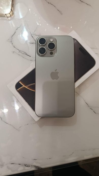 iPhone 16 pro max
