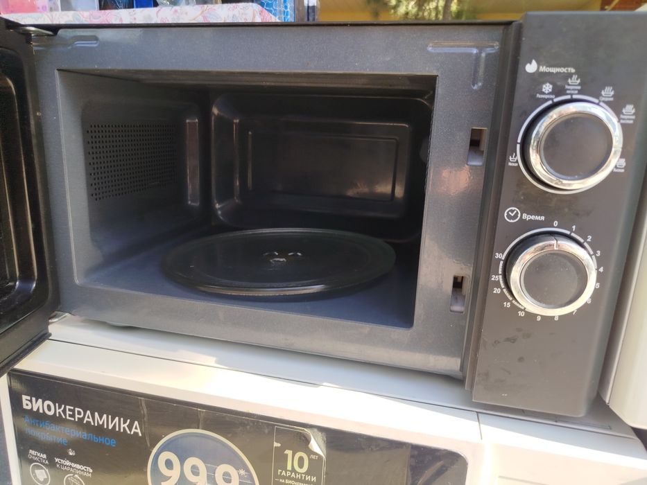 Продается своя микроволновка Мега