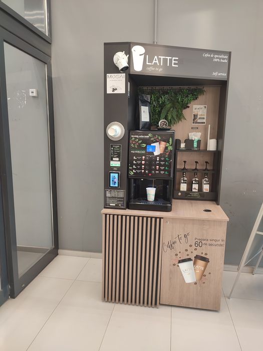 Aparat cafea vending profesional – tip LATTE – gata de utilizare