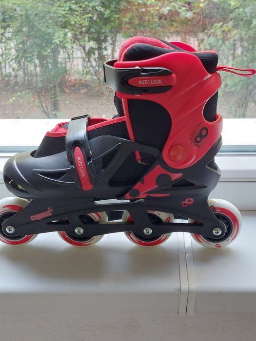 Vând role noi copil, 4- 10 ani