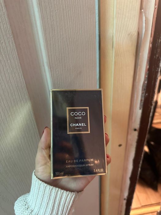 Chanel coco noir
