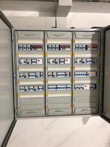 Уй , офис, кафе ва бошка турдаги обектларни электр монтаж килиш монтаж