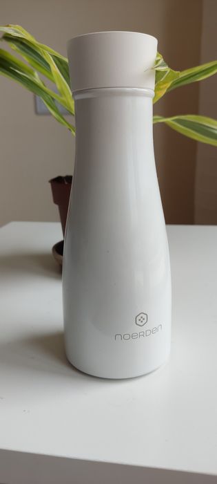 Смарт бутилка - "noerden LIZ" убиваща 99.9% от бактериите и вирусите.