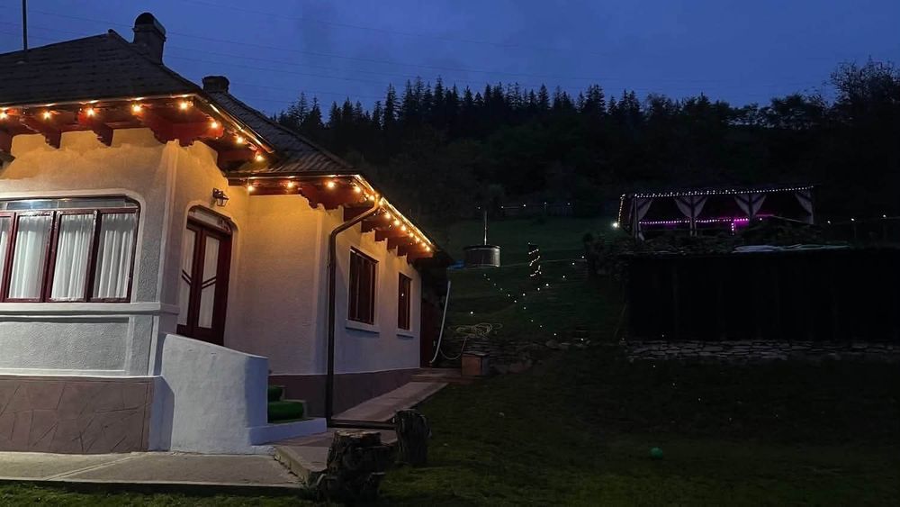 vând pensiune Tașca bicaz