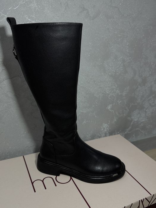 Сапоги весенние кожанные