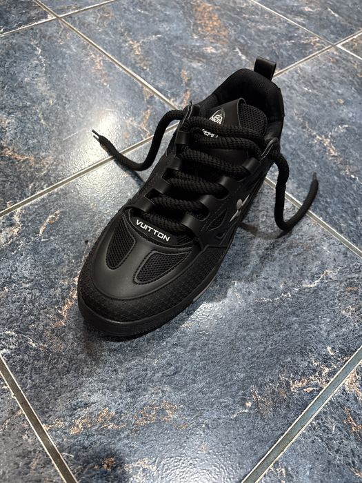 Adidasi Louis Vuitton nou marime 41