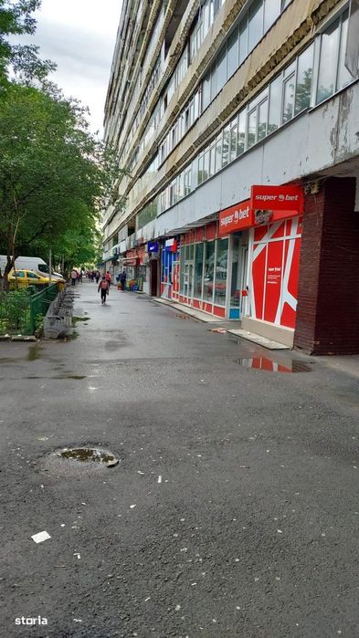 Vinzare Spatiu Comercial