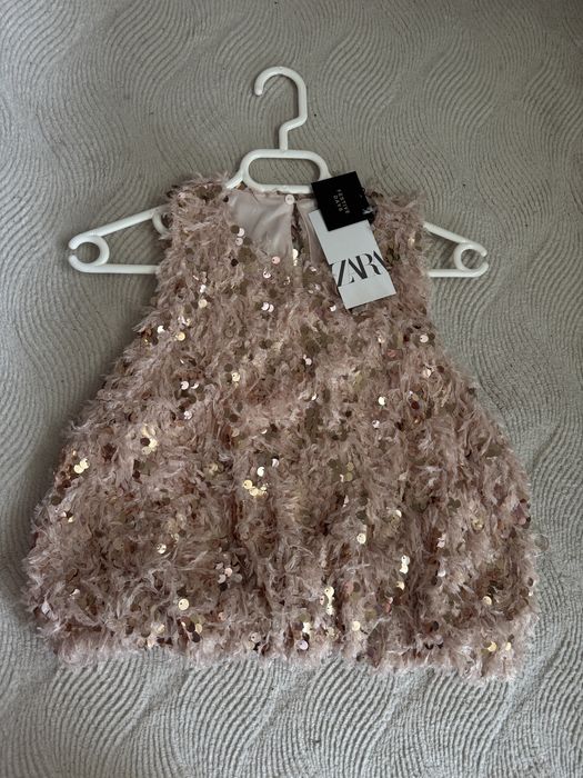Нова блуза Zara с пайети
