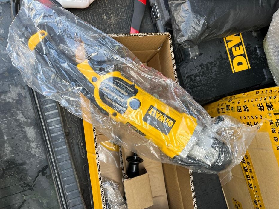 Dewalt Полировальная машина