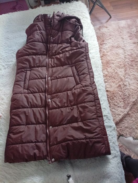 Vesta lungă pentru femei