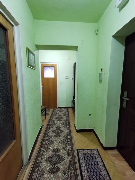 Vând apartament două camere