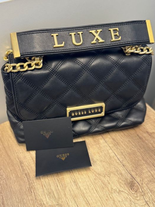 Дамска чанта guess luxe