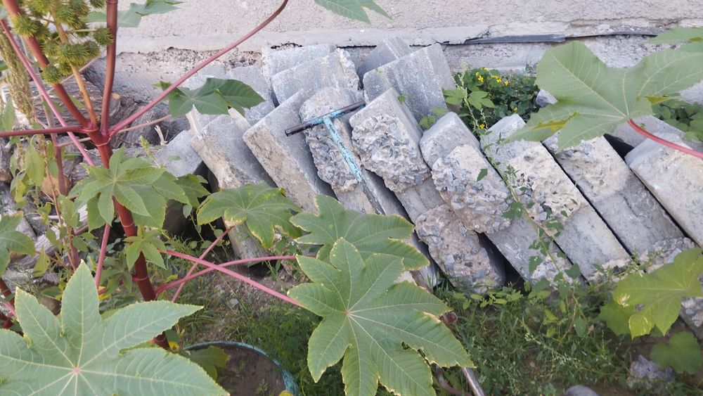 продам Б/у бардюры по 500тнг