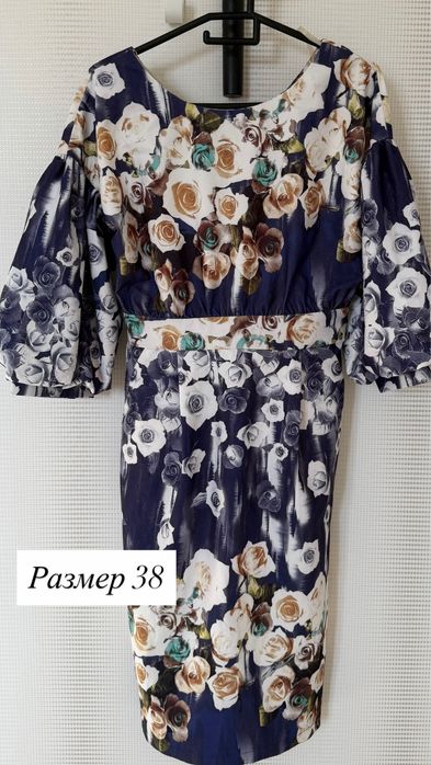 Женские плаья и рубашки