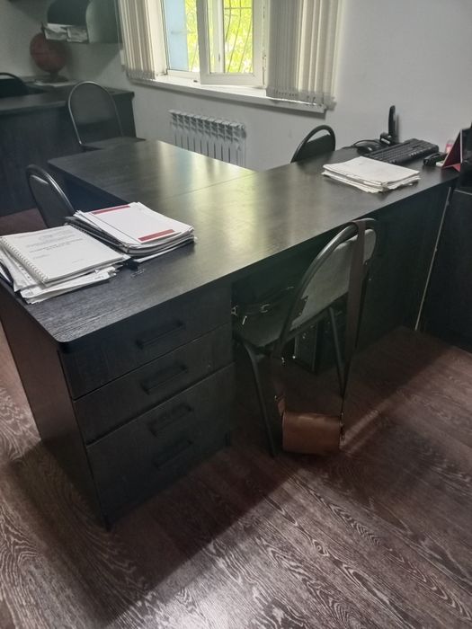 Продам офисную мебель