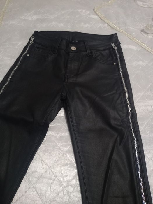 Кожени панталони